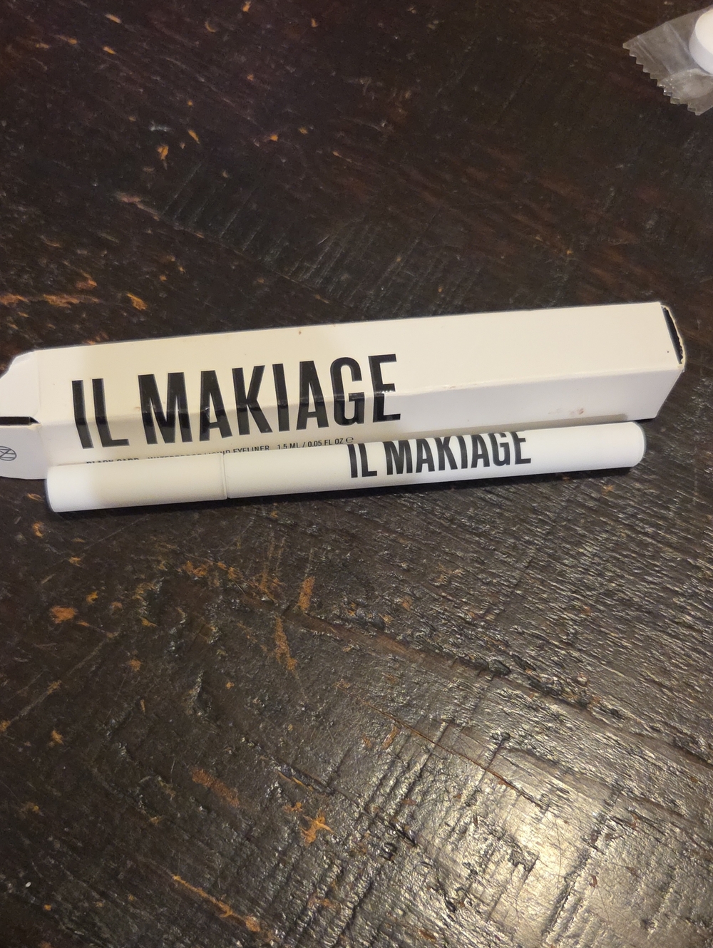 IL MAKIAGE Black Liquid Eyeliner